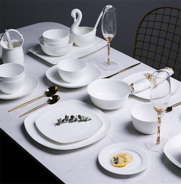 用高顏值餐具打造盛夏“食”光 用高顏值餐具打造盛夏“食”光